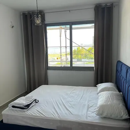 Seaview Apartment